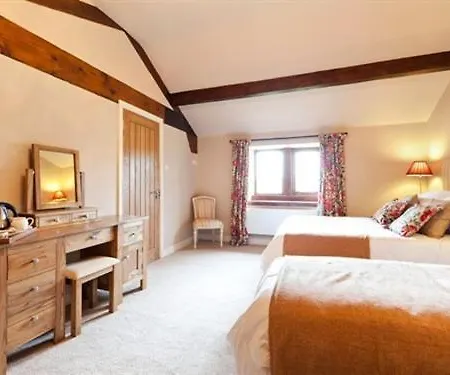 Throstle Nest Farm Guest house 4*