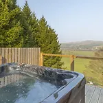 Throstle Nest Farm 4* Carleton