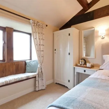 بيت ضيافة Throstle Nest Farm