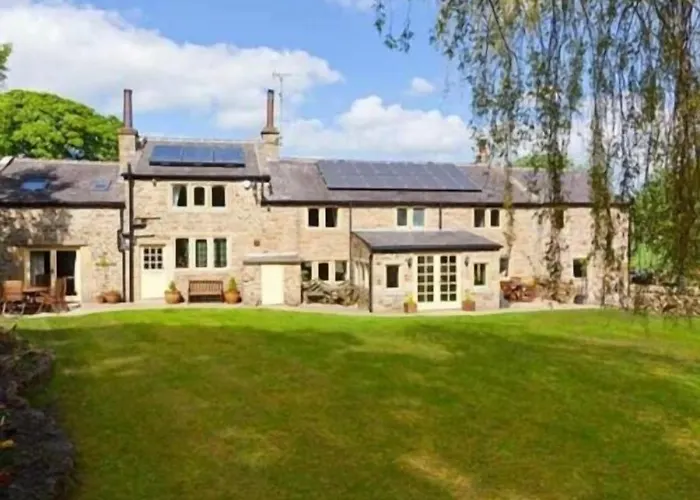 Throstle Nest Farm Guest house 4*