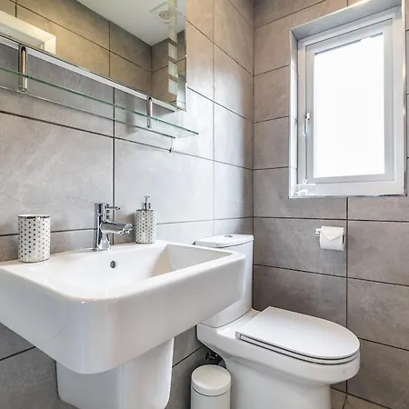 Гостевой дом Throstle Nest Farm