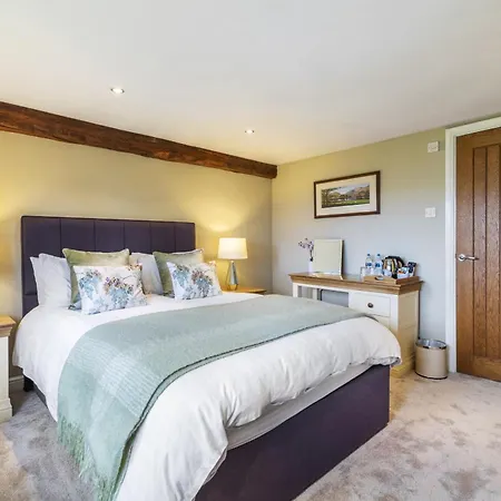 Throstle Nest Farm Гостевой дом 4*