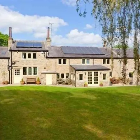 Throstle Nest Farm Гостевой дом 4*