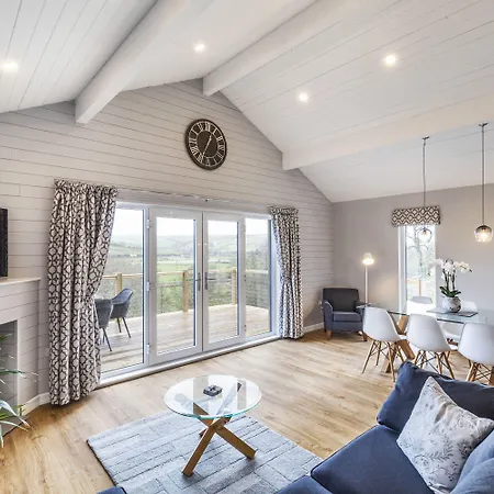 Throstle Nest Farm 4*